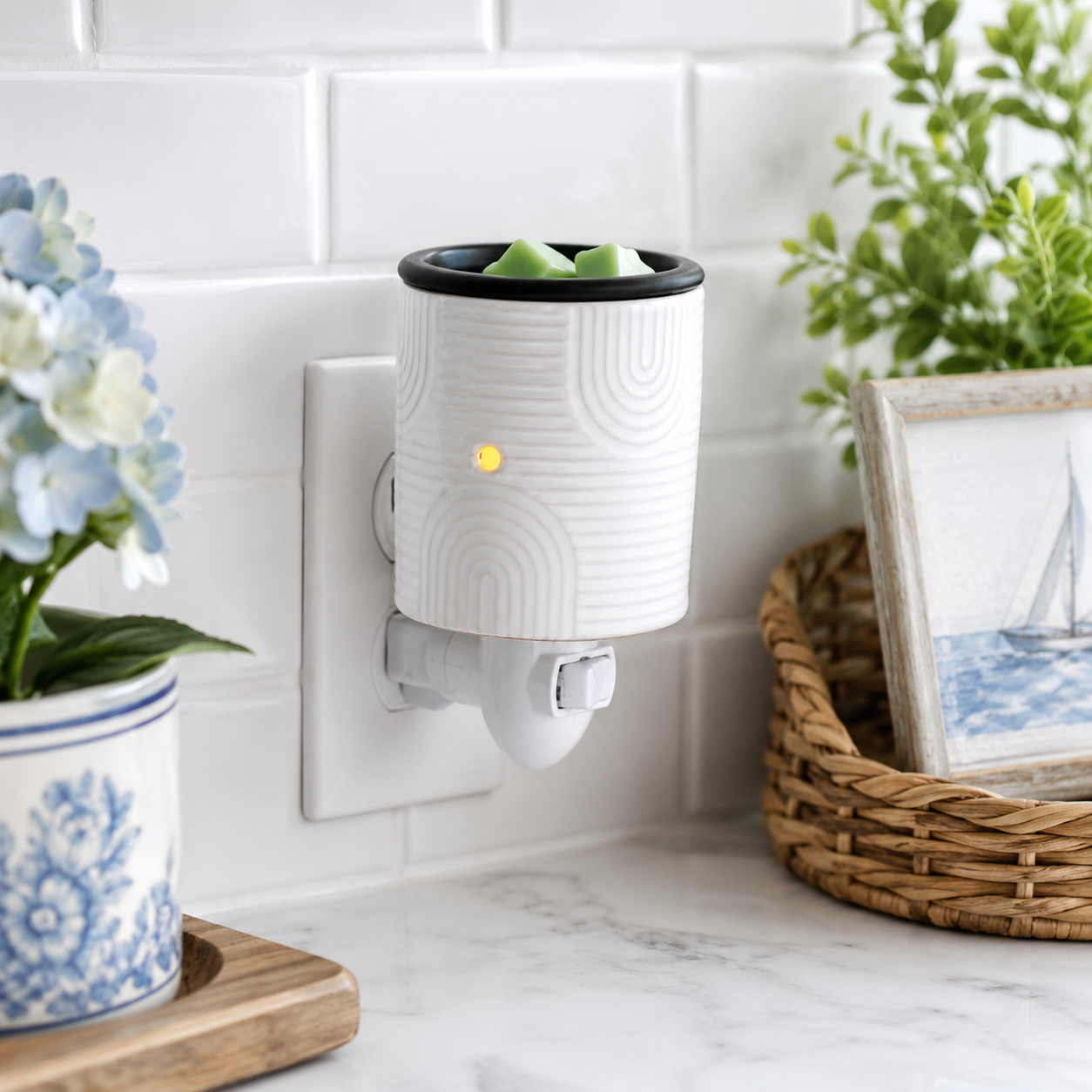 Arch Deco Pluggable Warmer