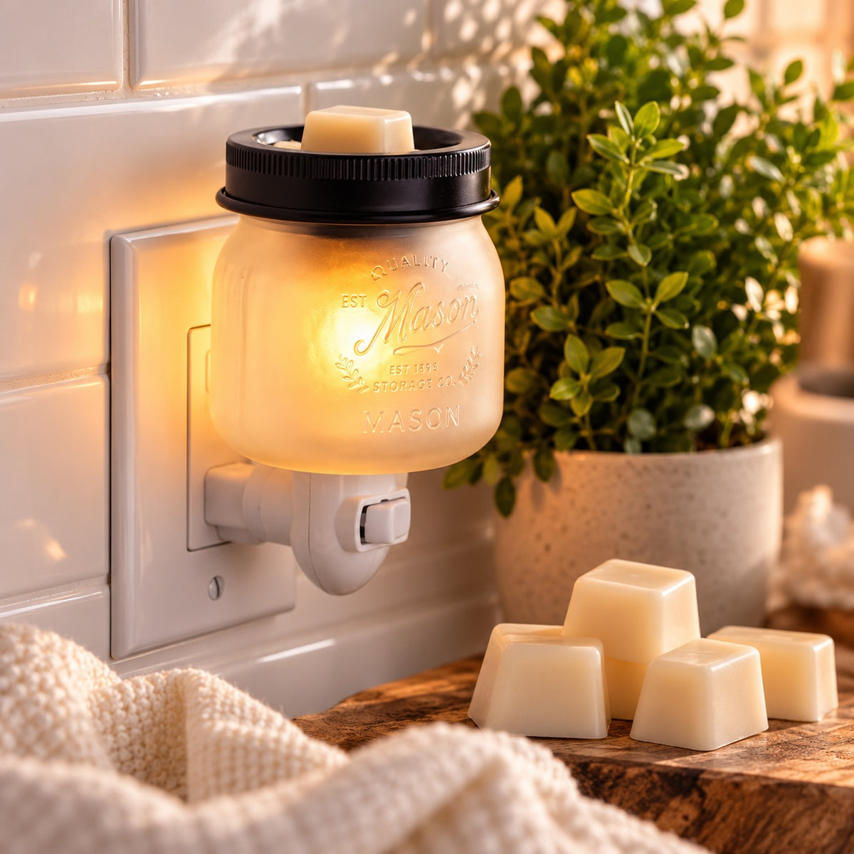 Glass Mason Jar Wax Melt Warmer | Pluggable Electric Warmer