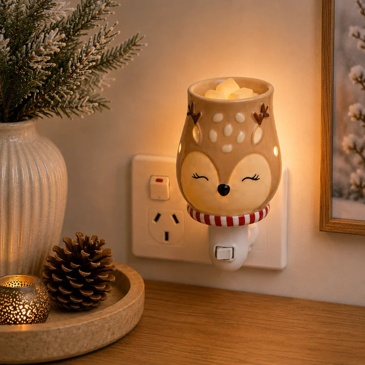 Reindeer Pluggable Warmer - New Design